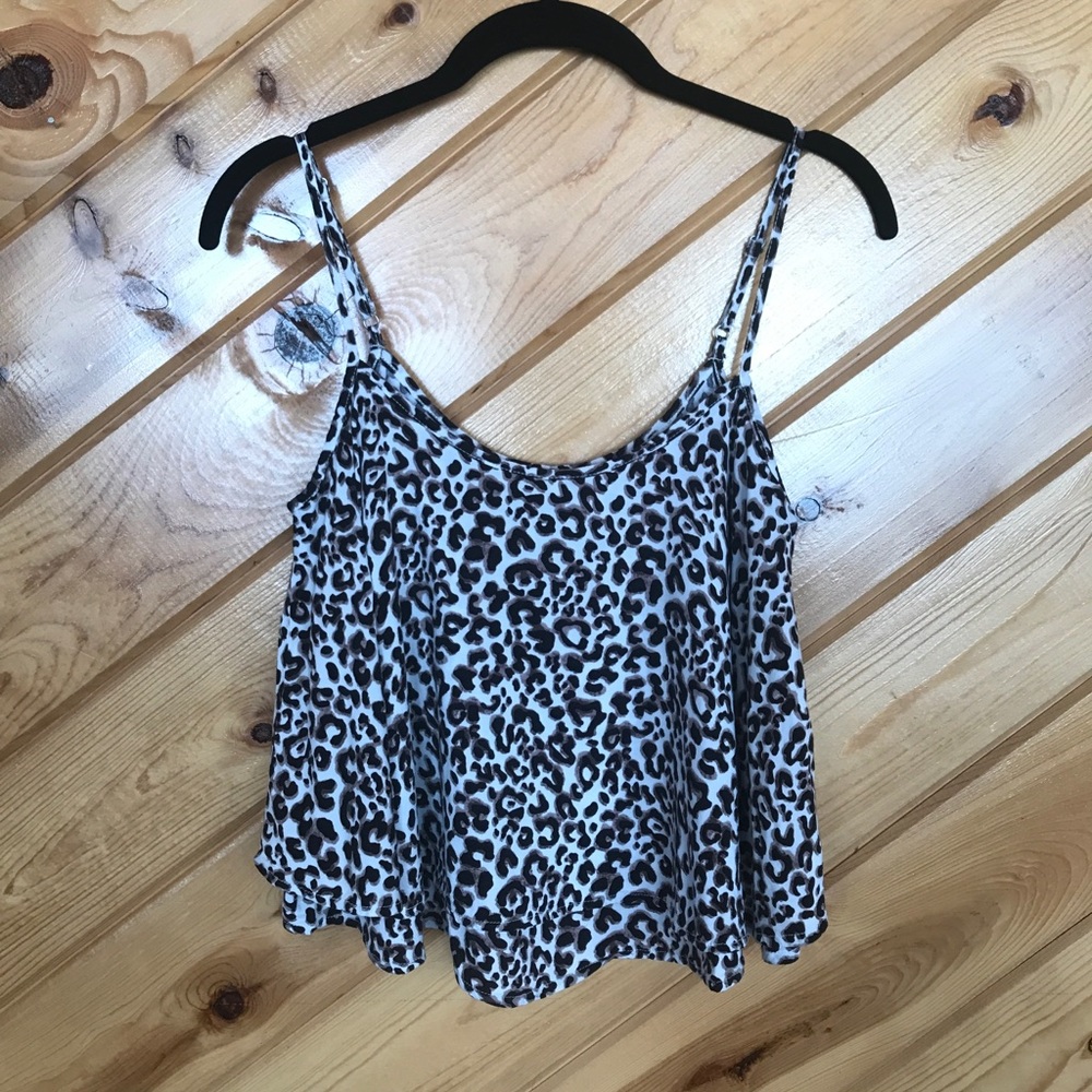 HOLLISTER cheetah print flowy cropped tank